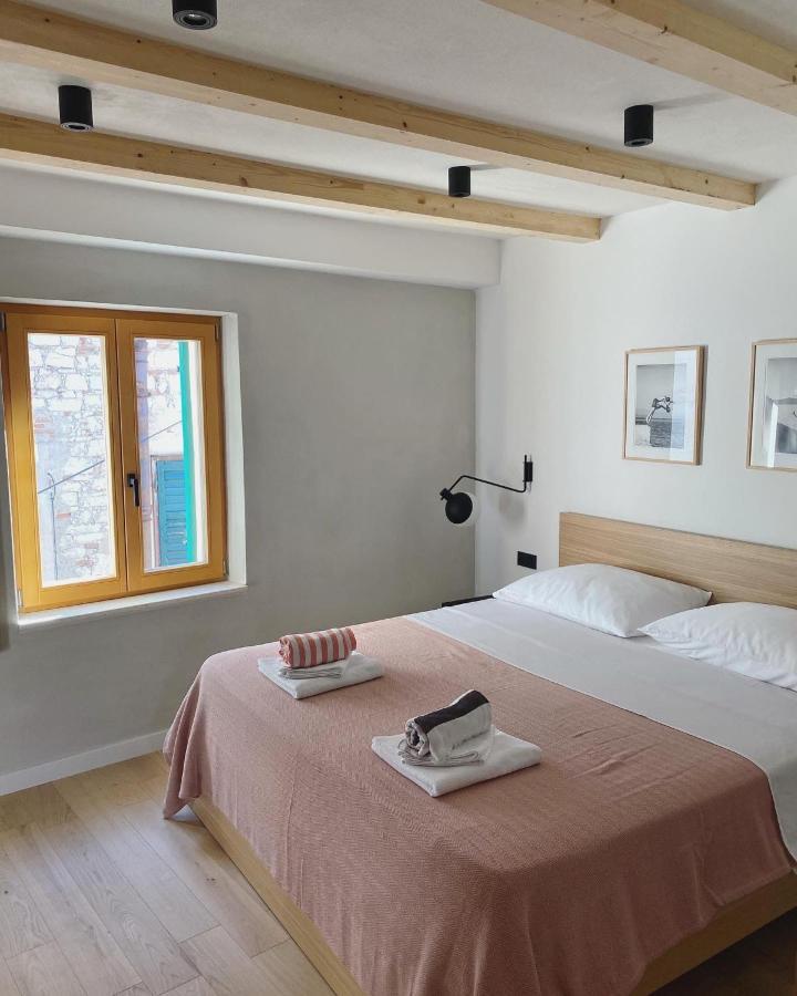 Ancient & Modern Apartment Sibenik Exterior photo
